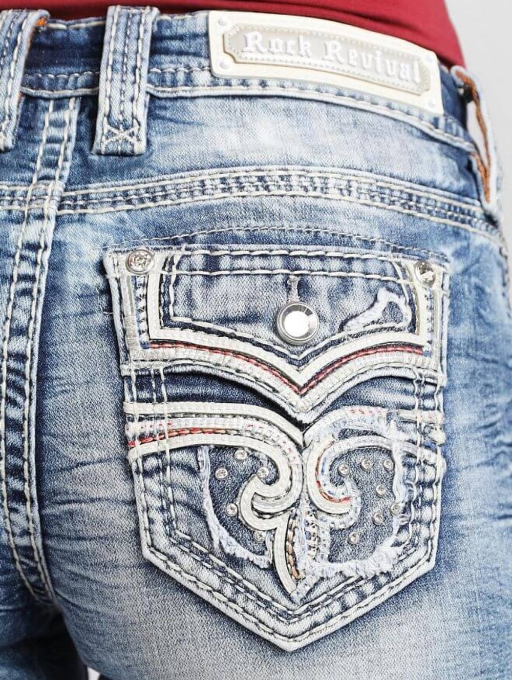 🤘NeW🎸 ROCK REVIVAL CELINDA MEDIUM WASH EMBELLISHED FRAYED EASY SHORTS 31
